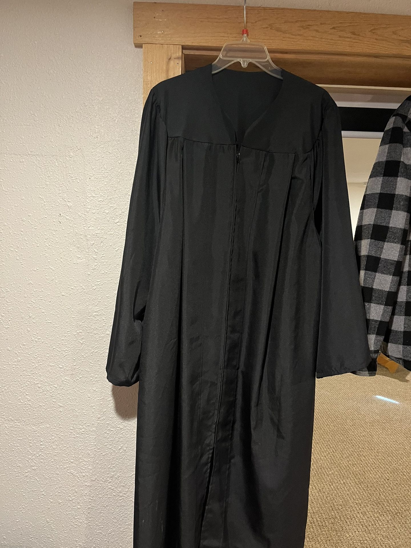 Medium/Large Graduation Gown