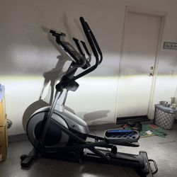 For Sale Elliptical Machine