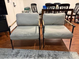2 living room accent chairs