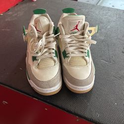 Green And Grey Jordan’s Size 8.5 