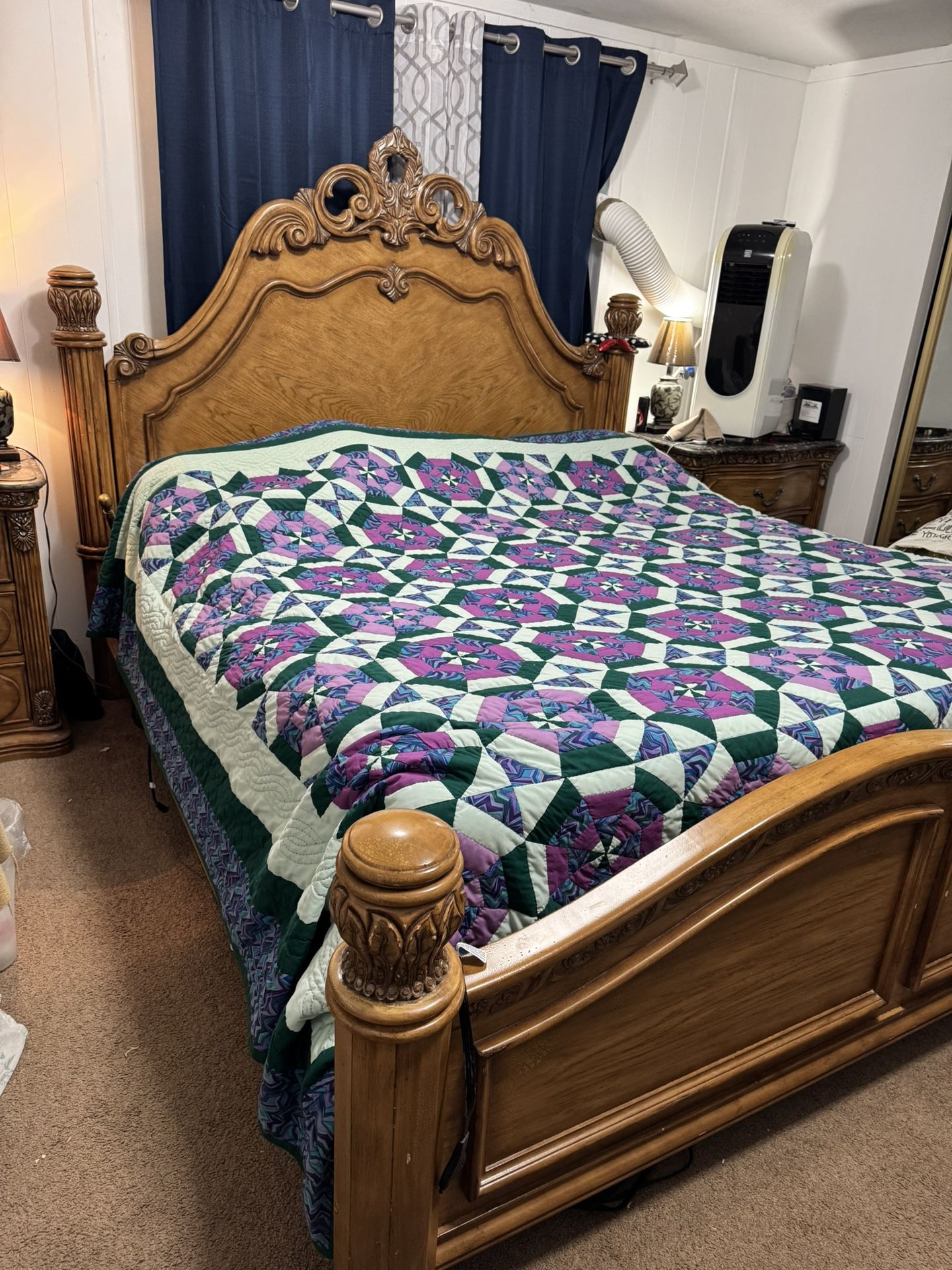 Bed King Canopy Bed - 2 - 3 Drawer Night Stands, a Full 10 Drawer Dresser