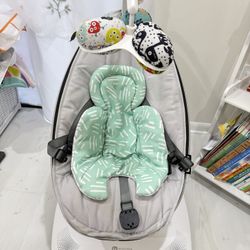 4MOMS MamaRoo Multi-Motion Baby Swing