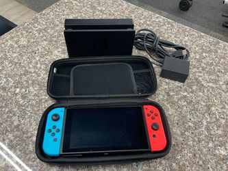 Nintendo - Switch 32GB Console - Neon Red/Neon Blue Joy-Con