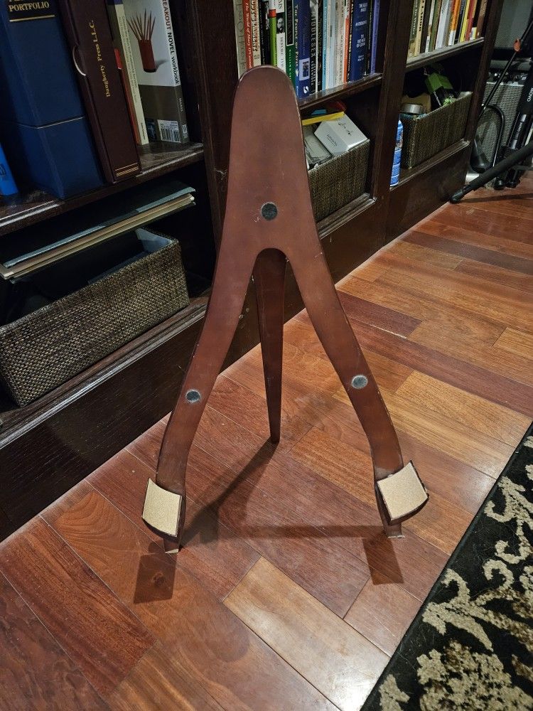 Wood Classical Guitar Stand