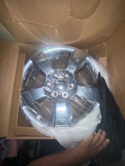 BRAND NEW SET OF RIMS
