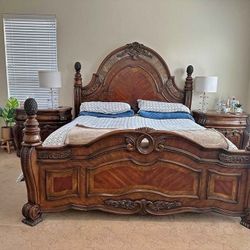 Michael Amini Oppulente Bedroom Set