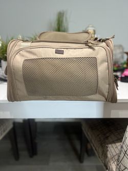 PET CARRIER 