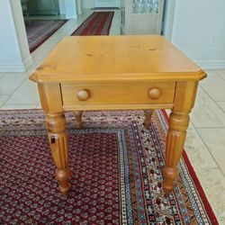 Ethan Allen End Table
