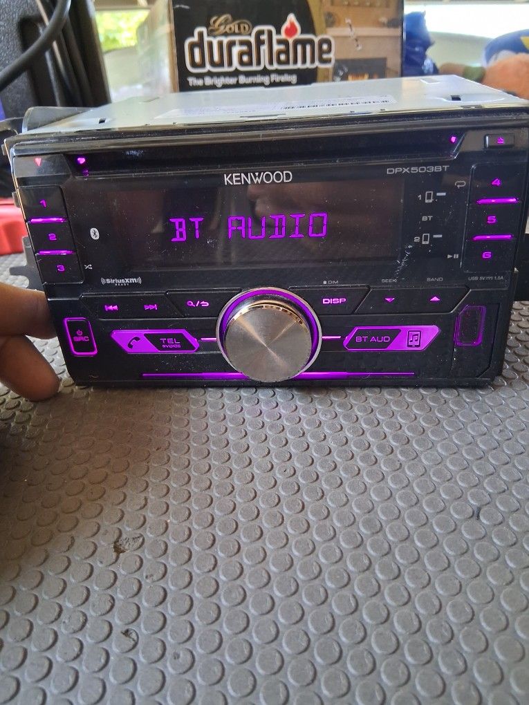 Kenwood Double Din Bluetooth, Cd. No Screen Located In Modesto
