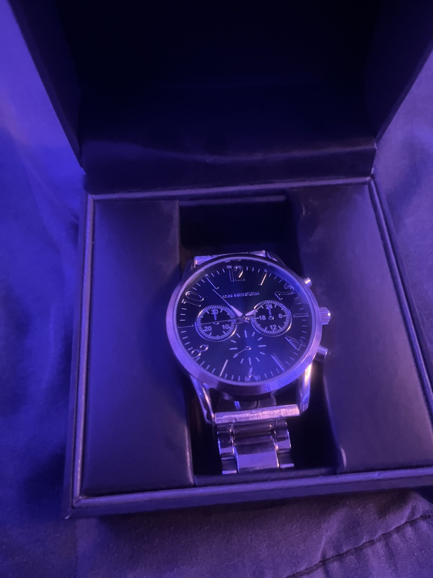 van heusen watch