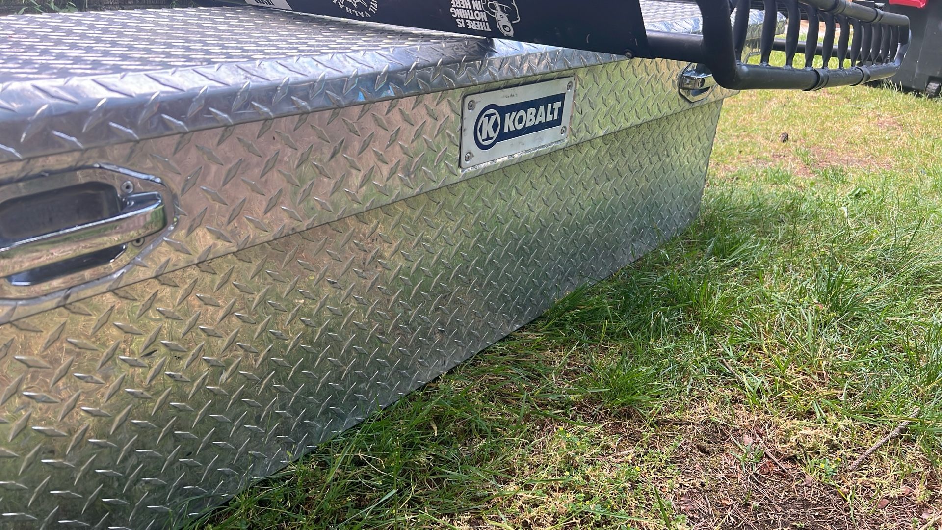 Caja De Herramientas. Muy Cuidado Sin Llave