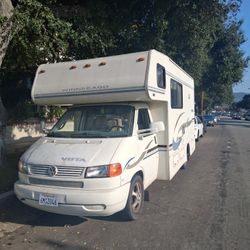 2003 VW Winnebago Vista