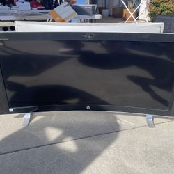 HP Envy Curved All-In-One 34-a010 Computer