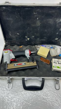 Pin nailer