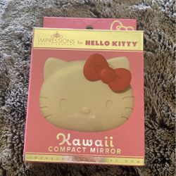 Hello Kitty Compact Miorr