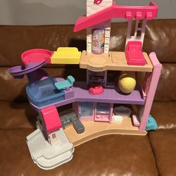 Fisher-Price Little People Barbie DreamHouse Playset 