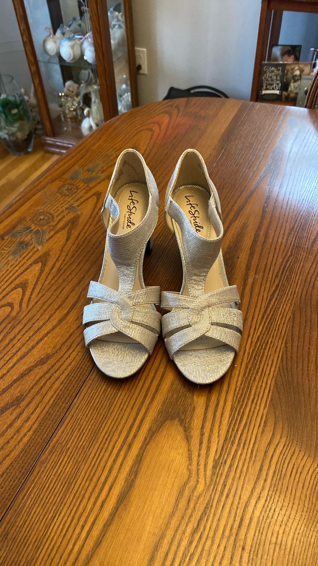 Women’s Sandals 