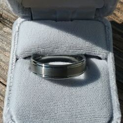 New Benchmark Tungsten Ring! Comes with Certificate 