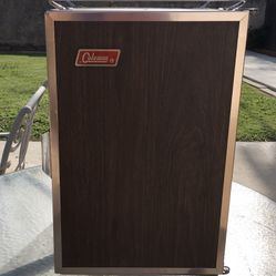 1976 VINTAGE COLEMAN  REFRIGERATOR COOLER $45 OR BEST OFFER