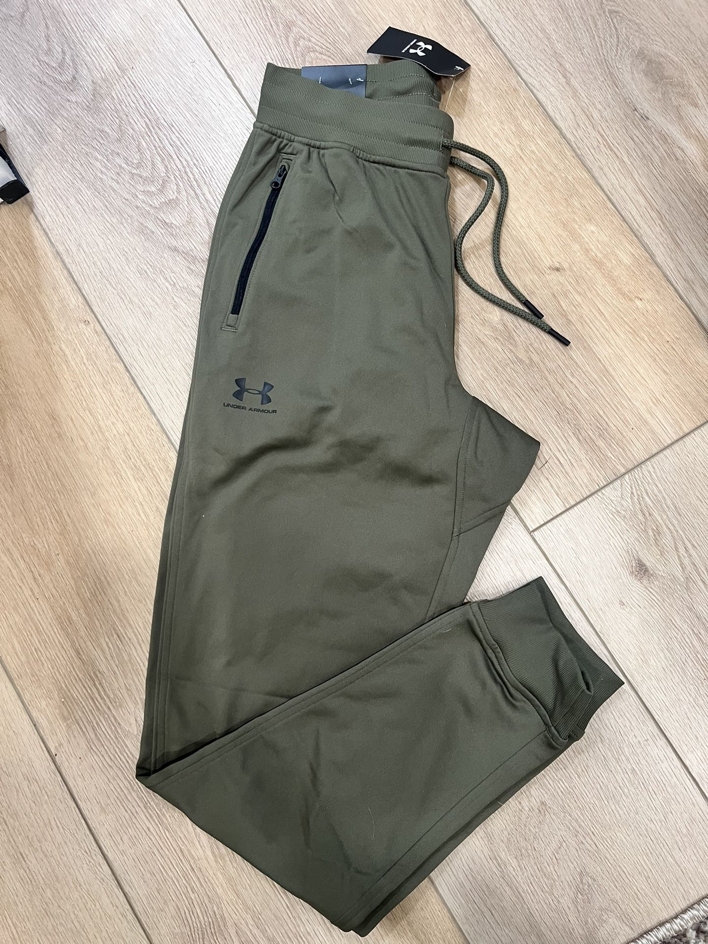 Under Armour Joggers - Small