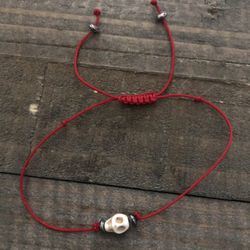 Adjustable Unisex Red Bracelet 