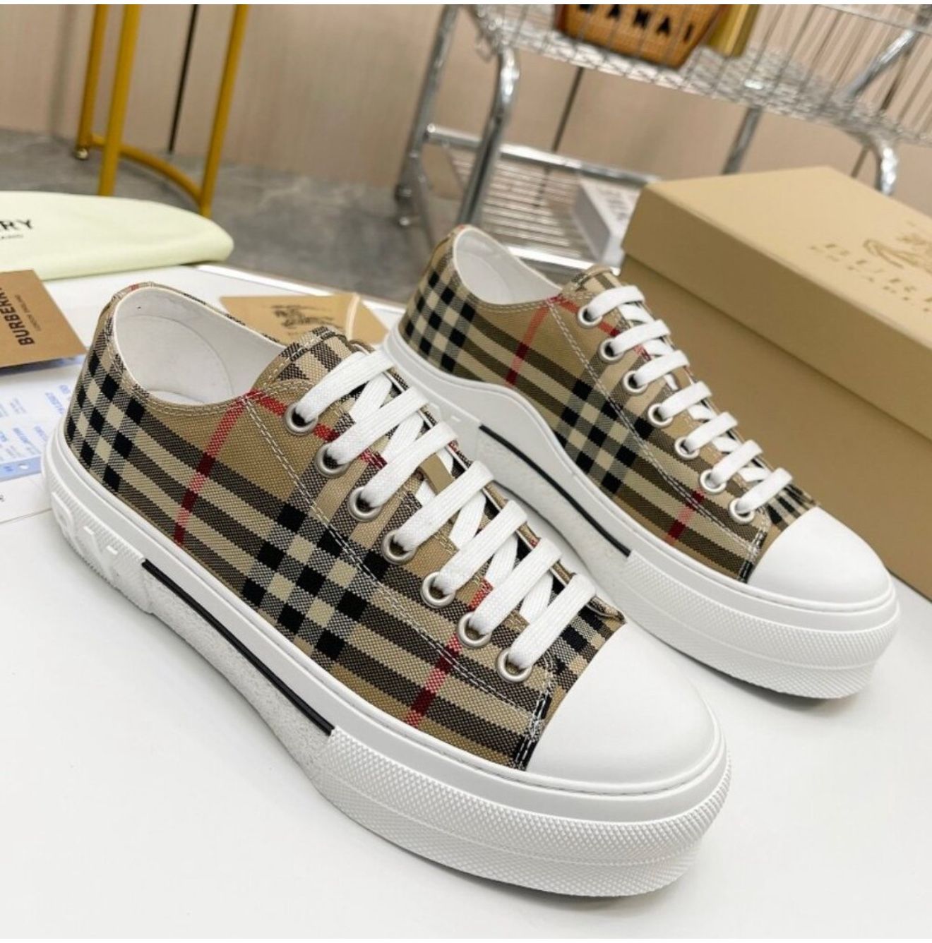 Burberry Women Shoes
