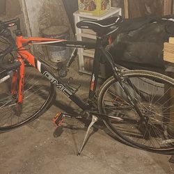 GMC Adult Road Bike