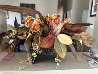 Artificial flowers with pot