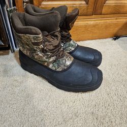 Men's Size 13 Insulated Snow Boots