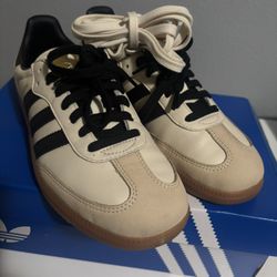 Cream Adidas Sambas 