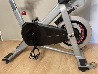 Freemotion S11.9 Spin Bike Cycle Spinning Studio Trainer Exercise Bicycle Workout Stationary Cyclin for Sale in San Dimas CA OfferUp