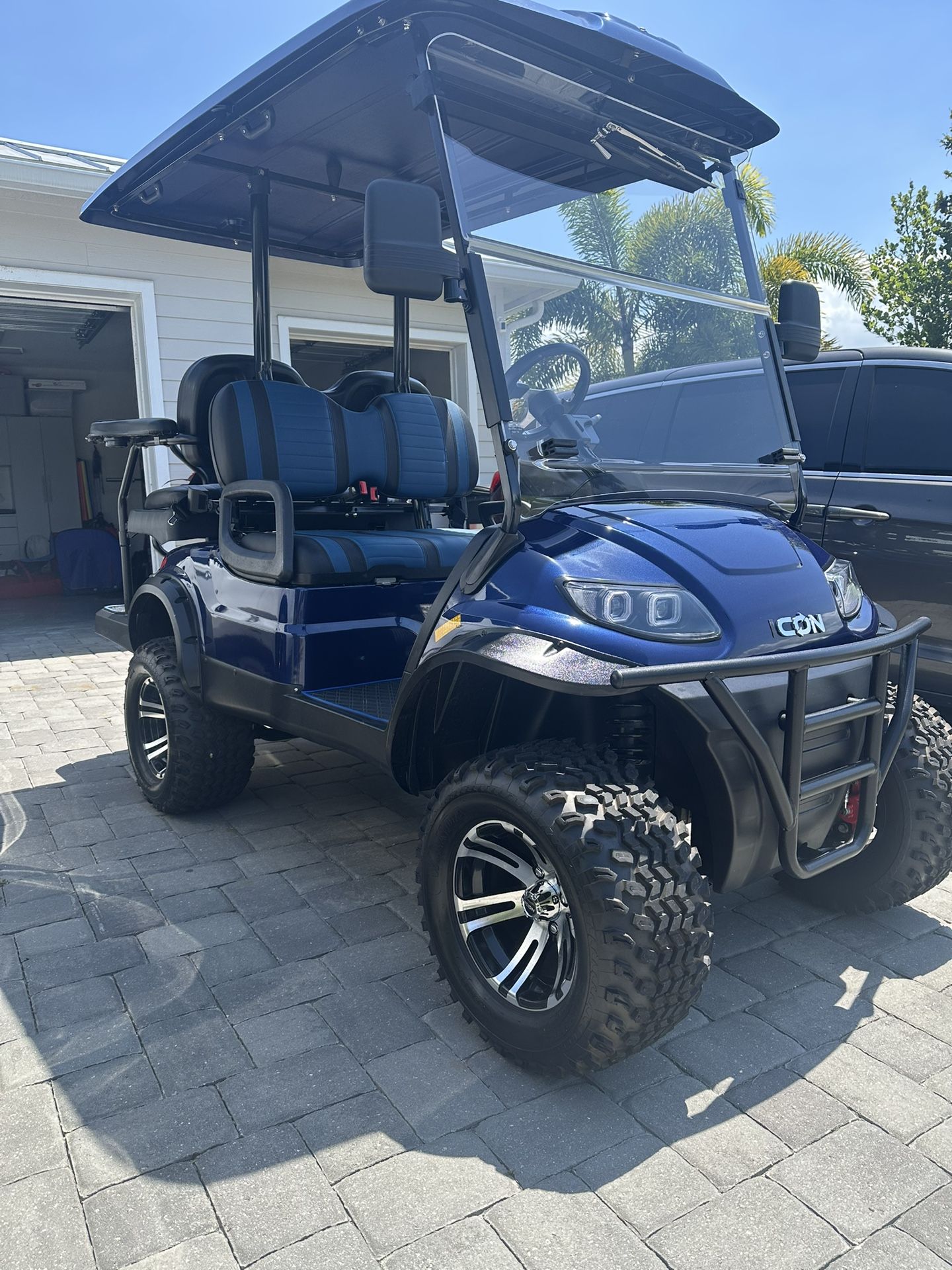 Like new 2023 ICON I40 Golf Cart - Midnight Blue- ONLY 53 Hours