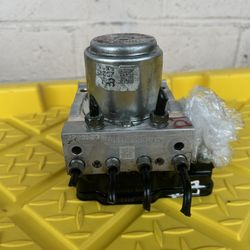 2010-2012 Honda Accord 2.4 V4 Abs Unit 