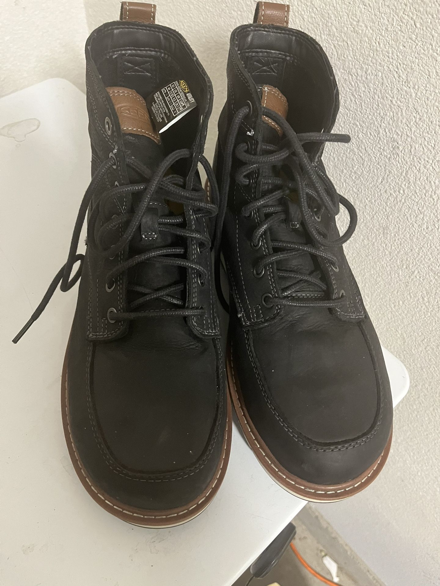 Keen’s Men’s Steel Toe Boots Size 10.5
