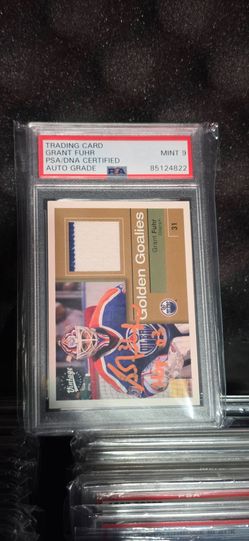 Grant Fuhr PSA 9 Autographed Jersey Relic Card