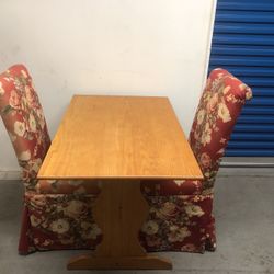 27x44x30”h Table with two chairs