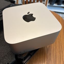 Mac Studio M2 Max 64GB, 1TB SSD