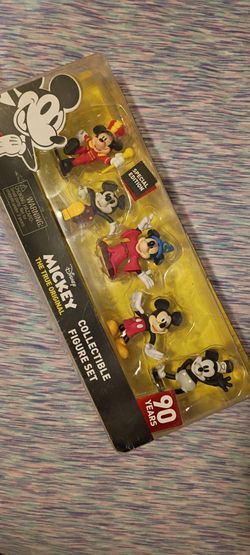 Mickey Collectible Figure Set- 90Years