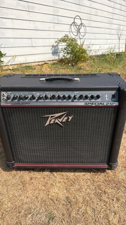 Peavey 212 Amp