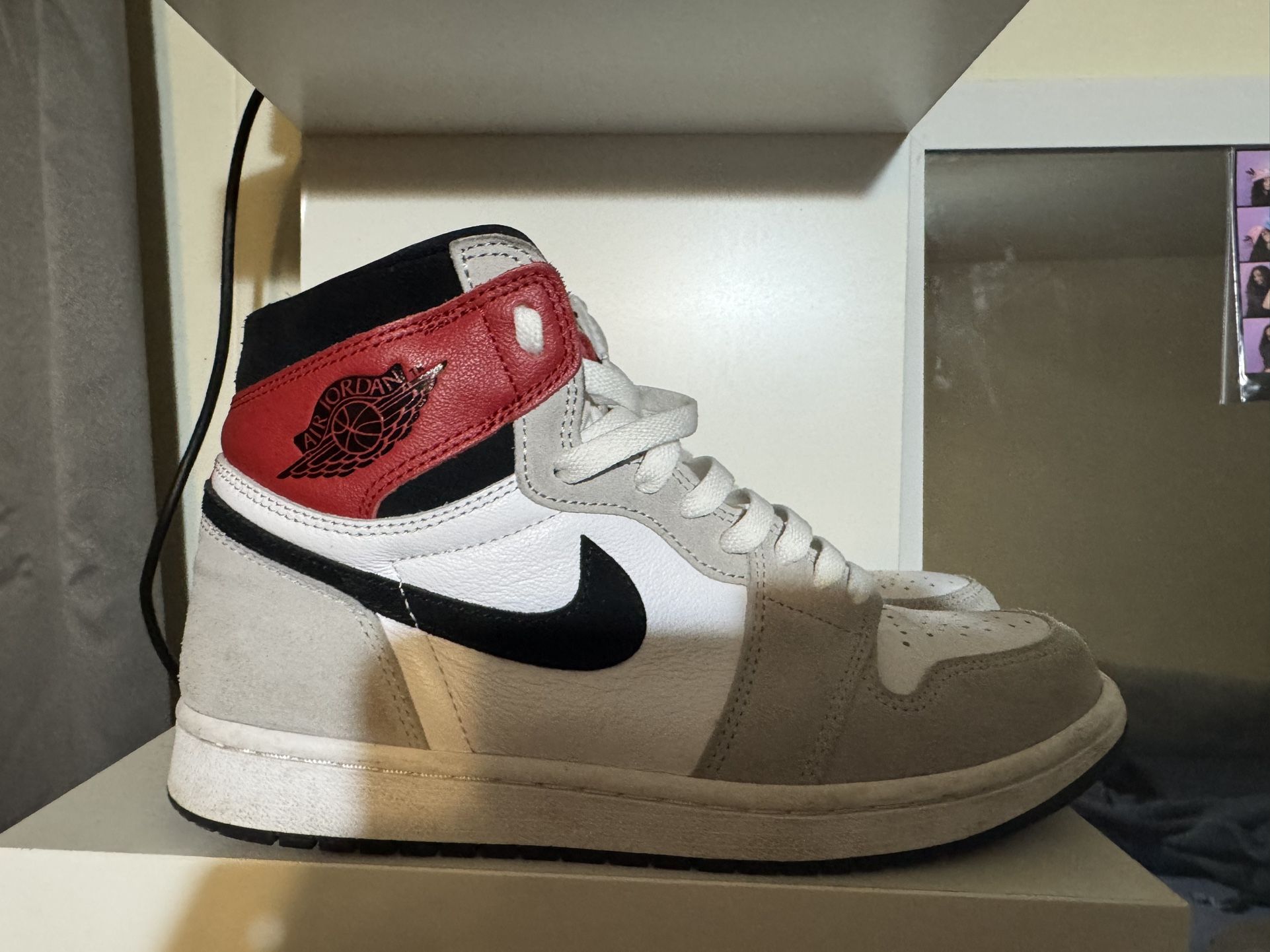 Jordan 1 Smoke Grey