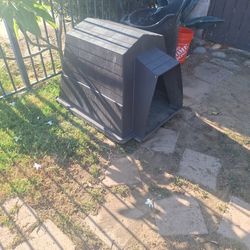 Dog House     $ 100