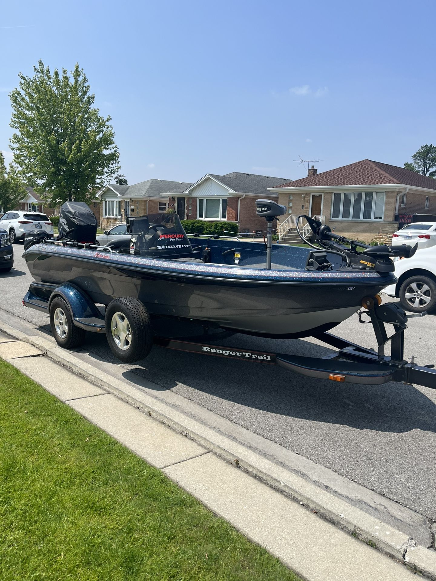2002 Ranger Boat & Ranger Trailer Fiberglass 617VS Deep V Hull