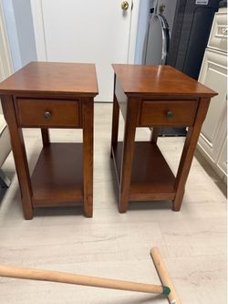 Night stand small table