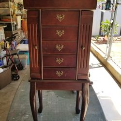 Armories Jewelry Box