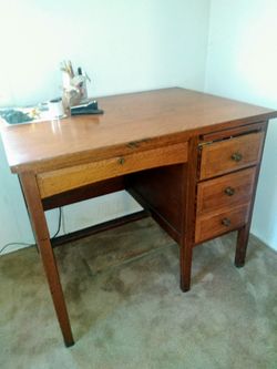 Antique desk Oak excellent