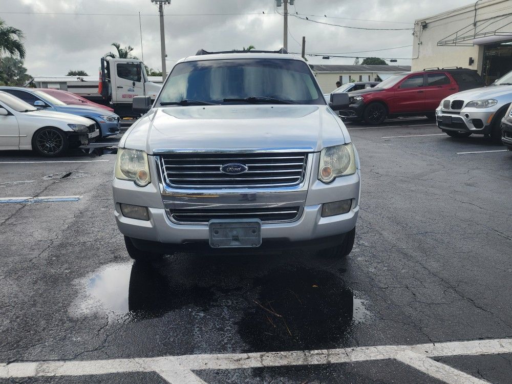 2010 Ford Explorer