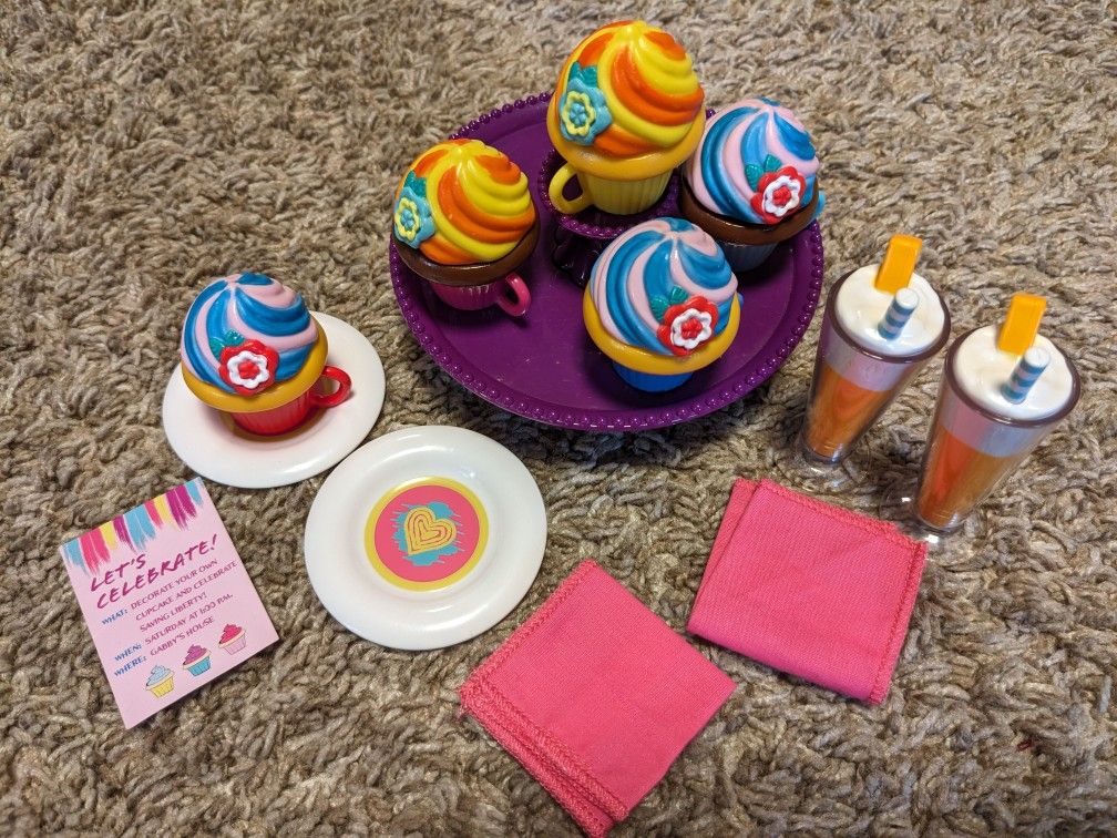 American Girl, Gabriela's Colorful Cupcake Set, 2017, Retired