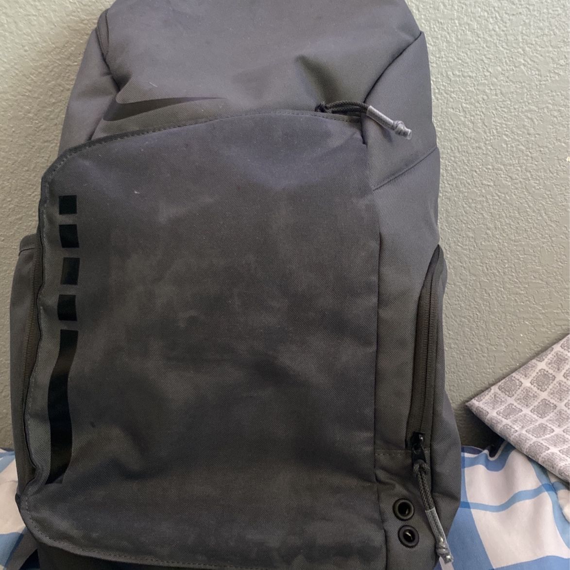 michigan nike vapor backpack NCAA Logo Stripe Action top padded pocket for exclusive-na Model:LWTS76MLXF2 Tacklebox Tyrant | TikTok