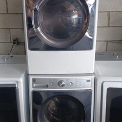 Kenmore washer and gas dryer front load excellent working condition $750 FREE DELIVERY and installation. 