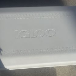 Igloo Large Cooler 150 Qt Ice Chest Fishing Camping Party Cooler-White